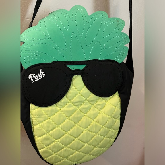 PINK pineapple cooler bag - Picture 2 of 6
